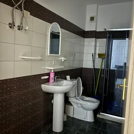 A&d 20 Durres